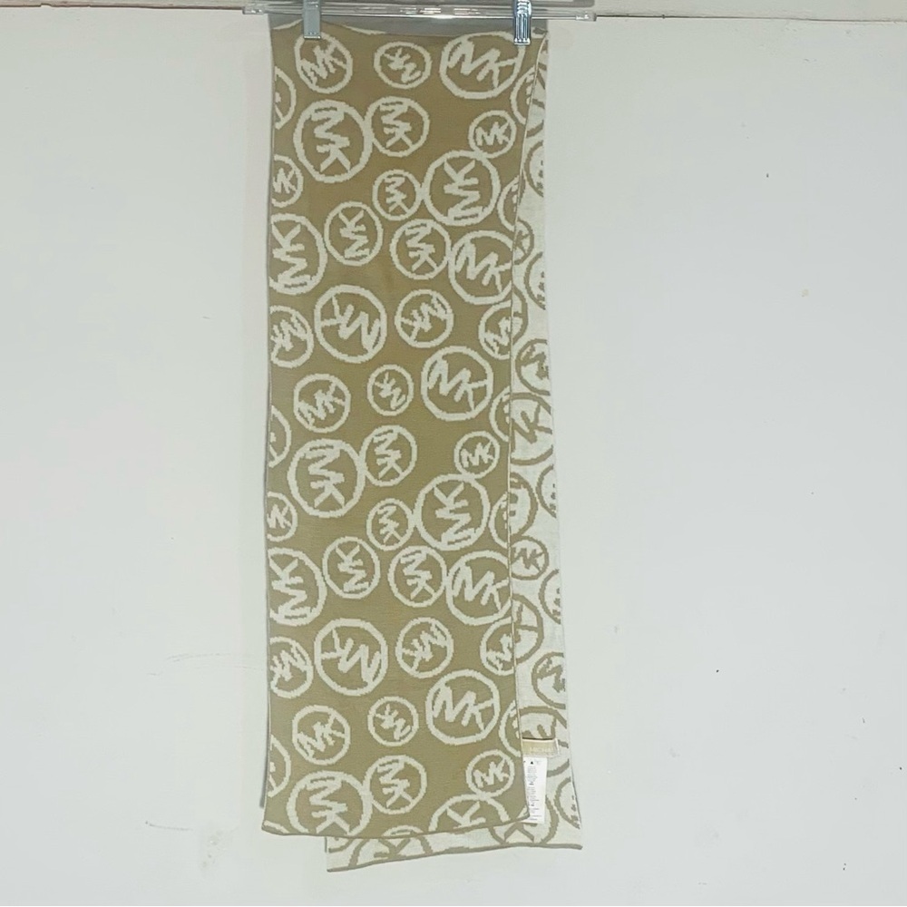 Michael Kors Beige and White Scarf